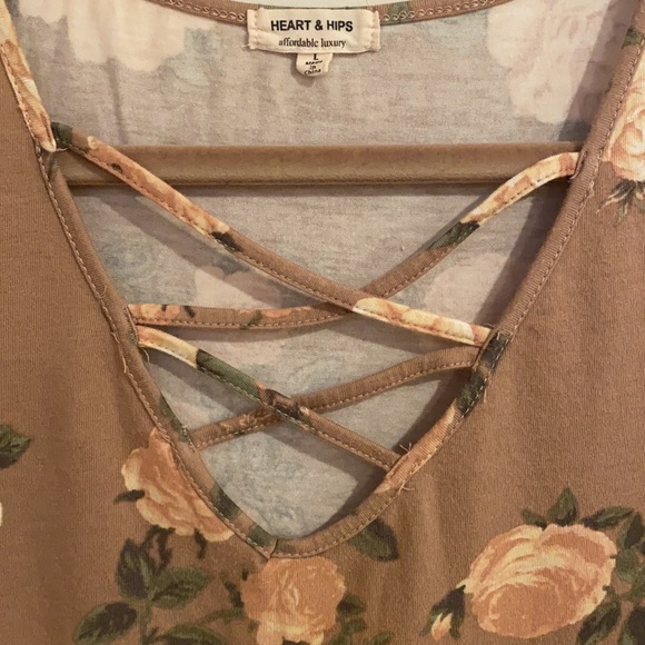 Shirt - Picture 4 of 10